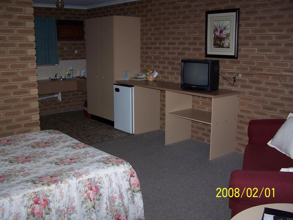 Arcadia Motor Inn Corowa Exterior photo